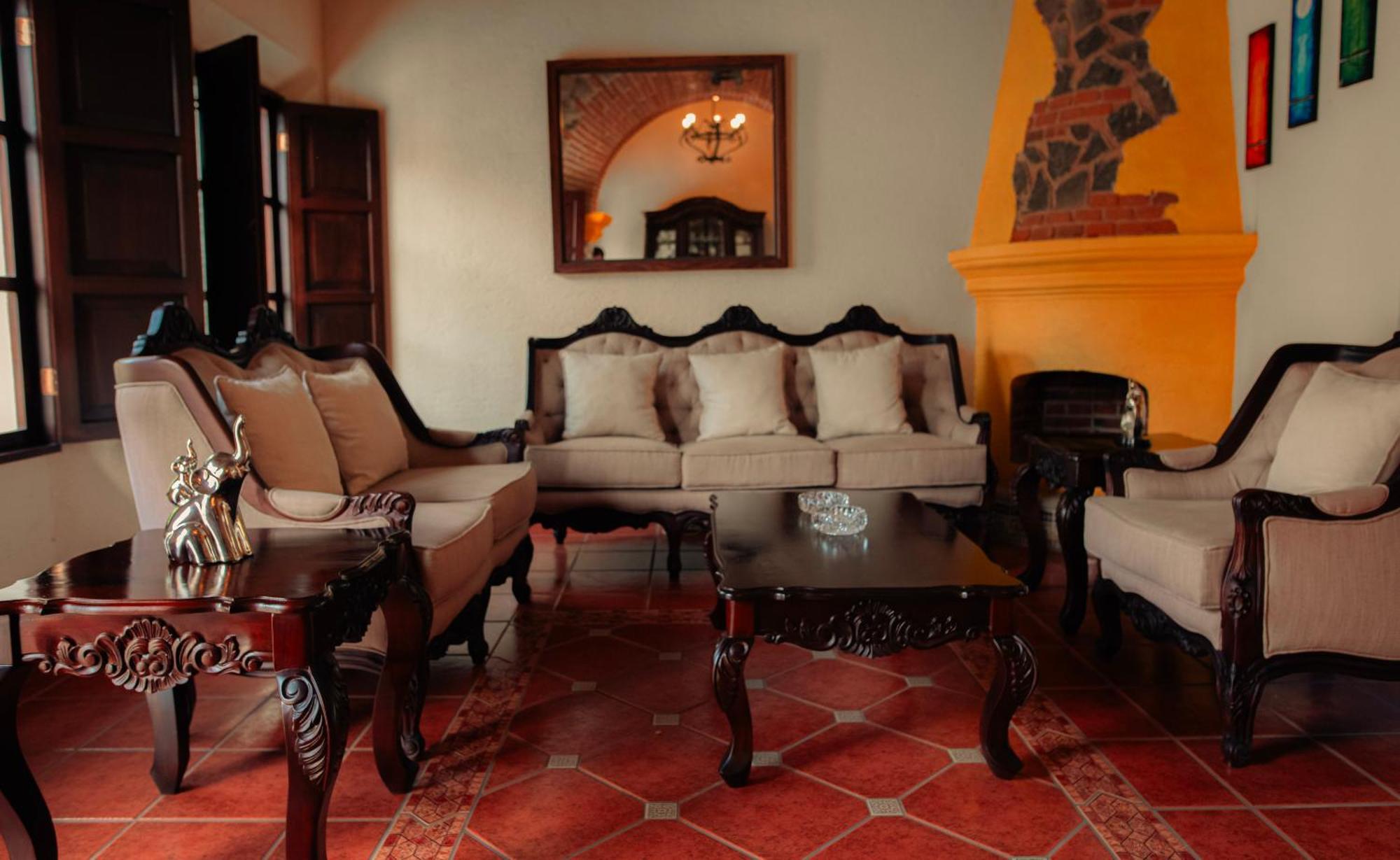 Palacio Del Conquistador San Cristóbal El Bajo Eksteriør bilde