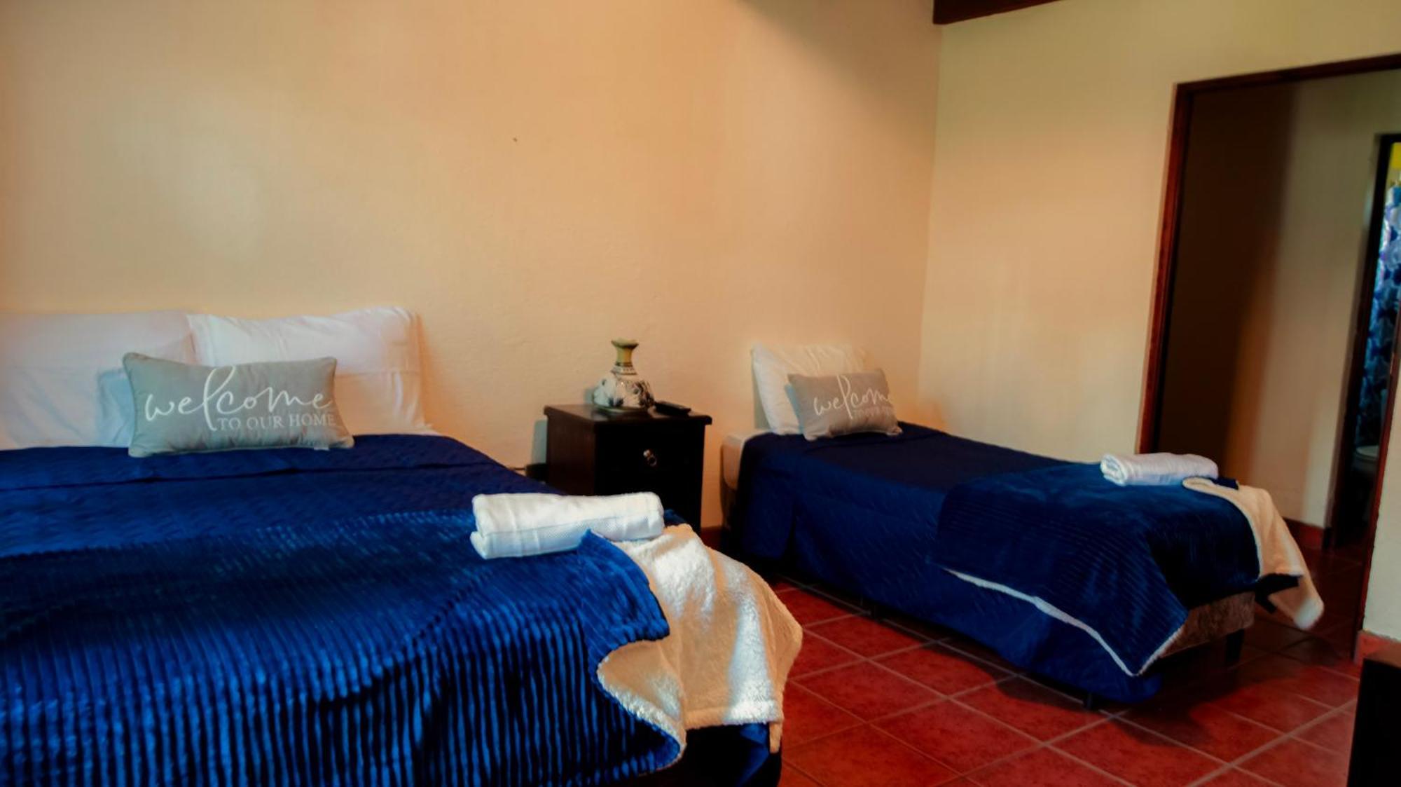 Palacio Del Conquistador San Cristóbal El Bajo Eksteriør bilde