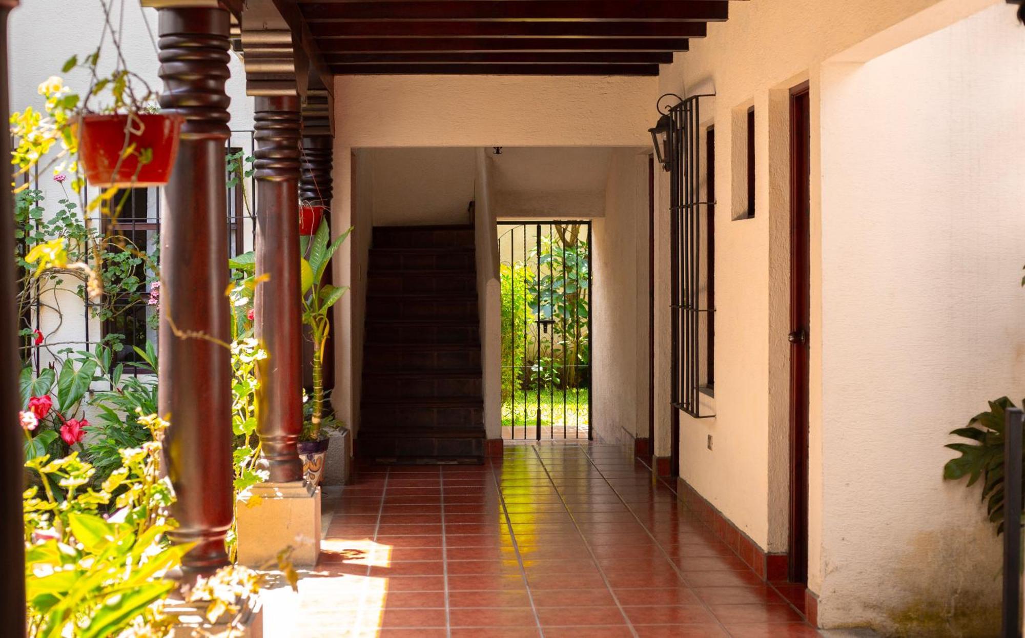 Palacio Del Conquistador San Cristóbal El Bajo Eksteriør bilde